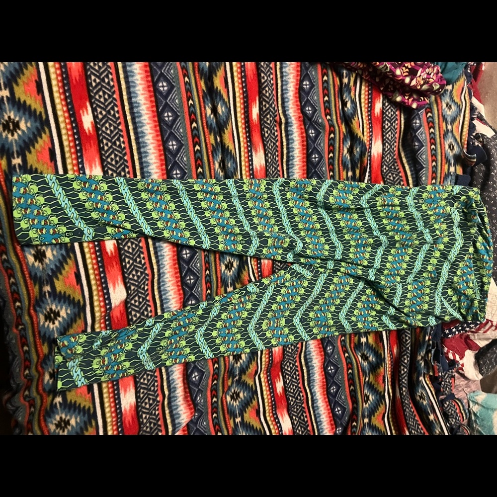 Kermit the Frog Lularoe leggings 🐸